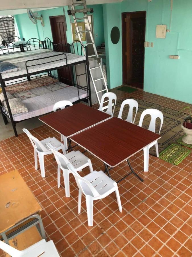 马尼拉The Mansion - Backpackers Near Airport公寓 外观 照片